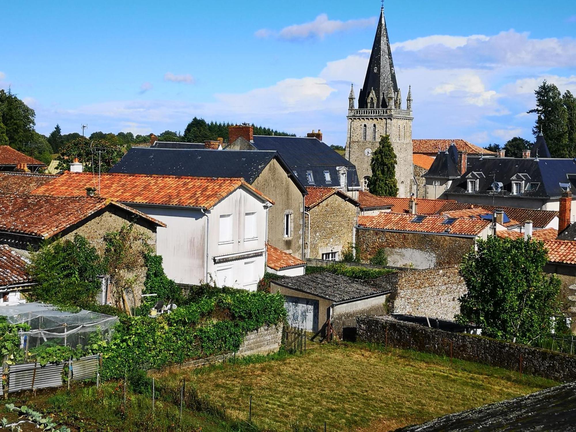 Gite Duguesclin La Flocellière Exterior foto